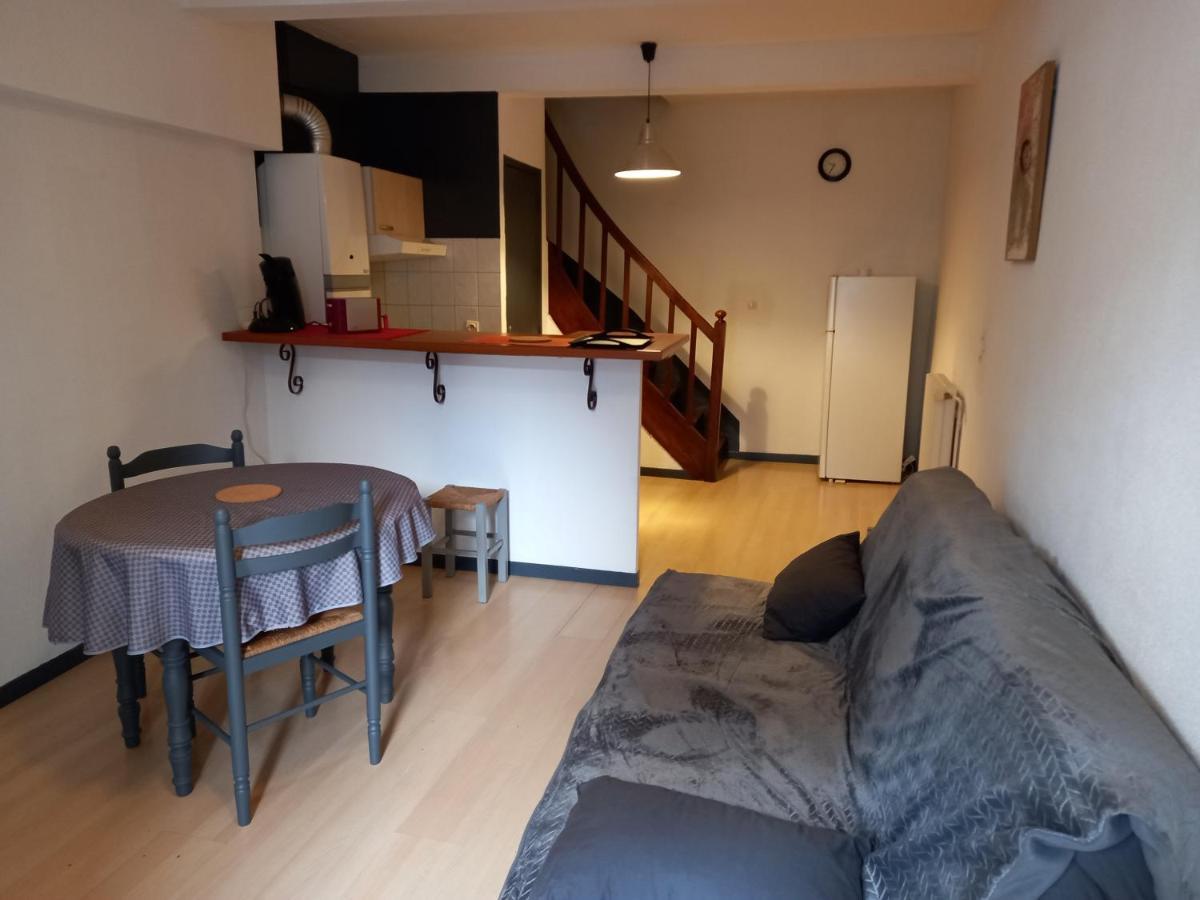 Le Midi 2 Apartment Trebes Bagian luar foto