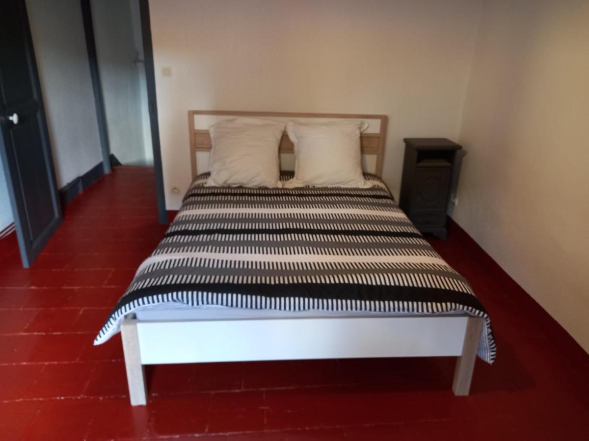 Le Midi 2 Apartment Trebes Bagian luar foto