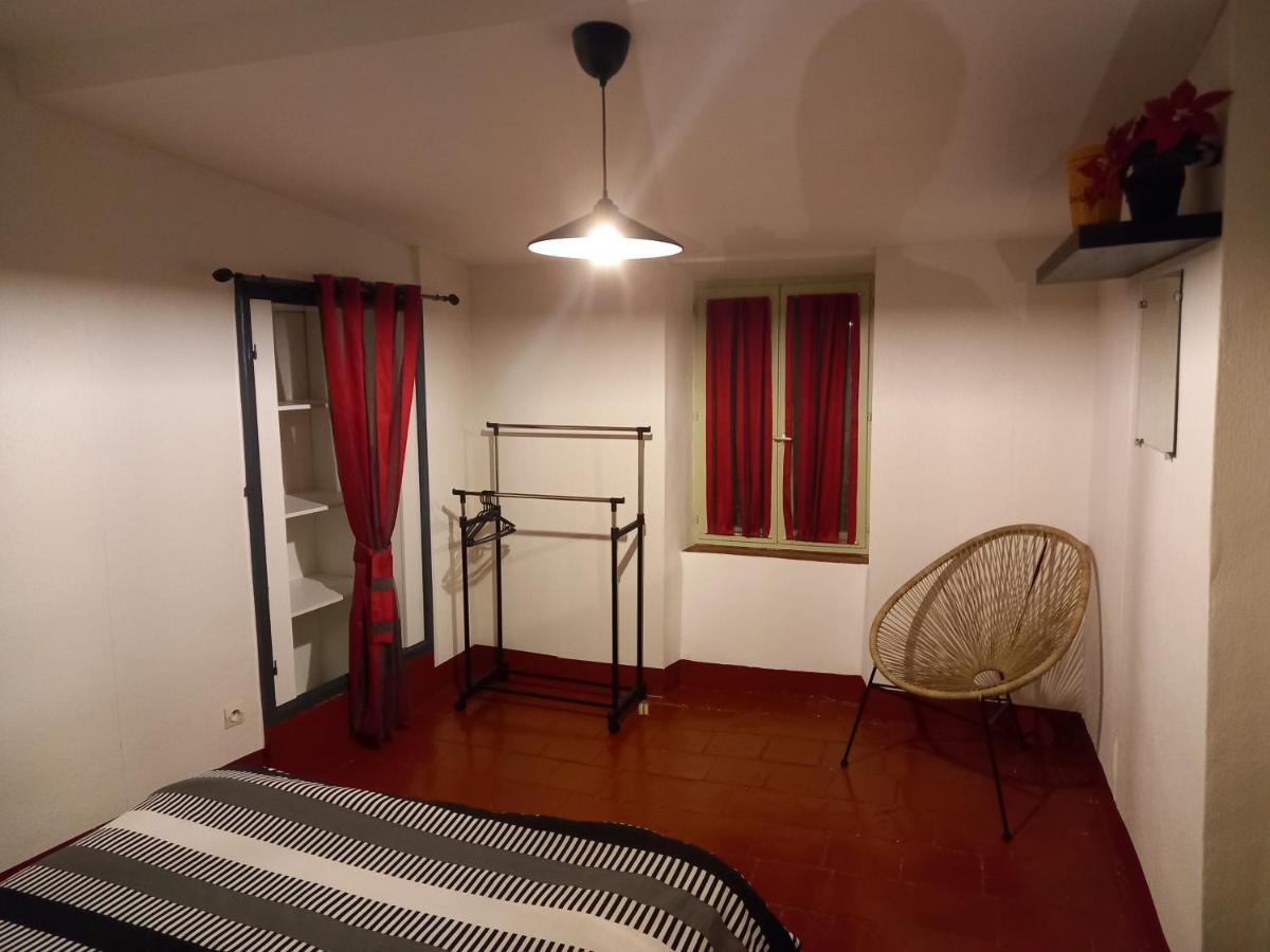 Le Midi 2 Apartment Trebes Bagian luar foto